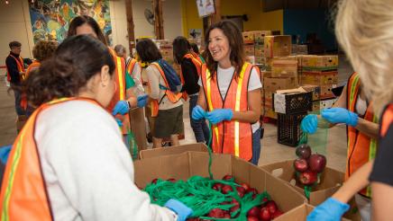 Hunger Action Month Volunteer Event